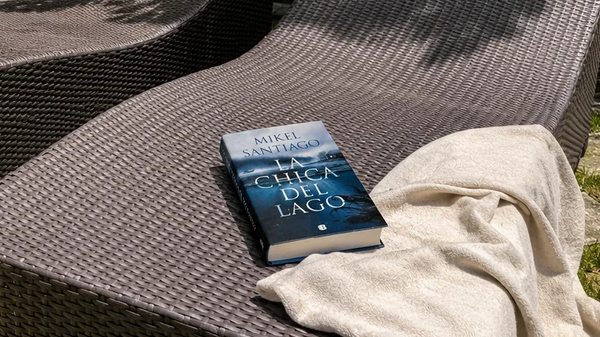 La chica del lago